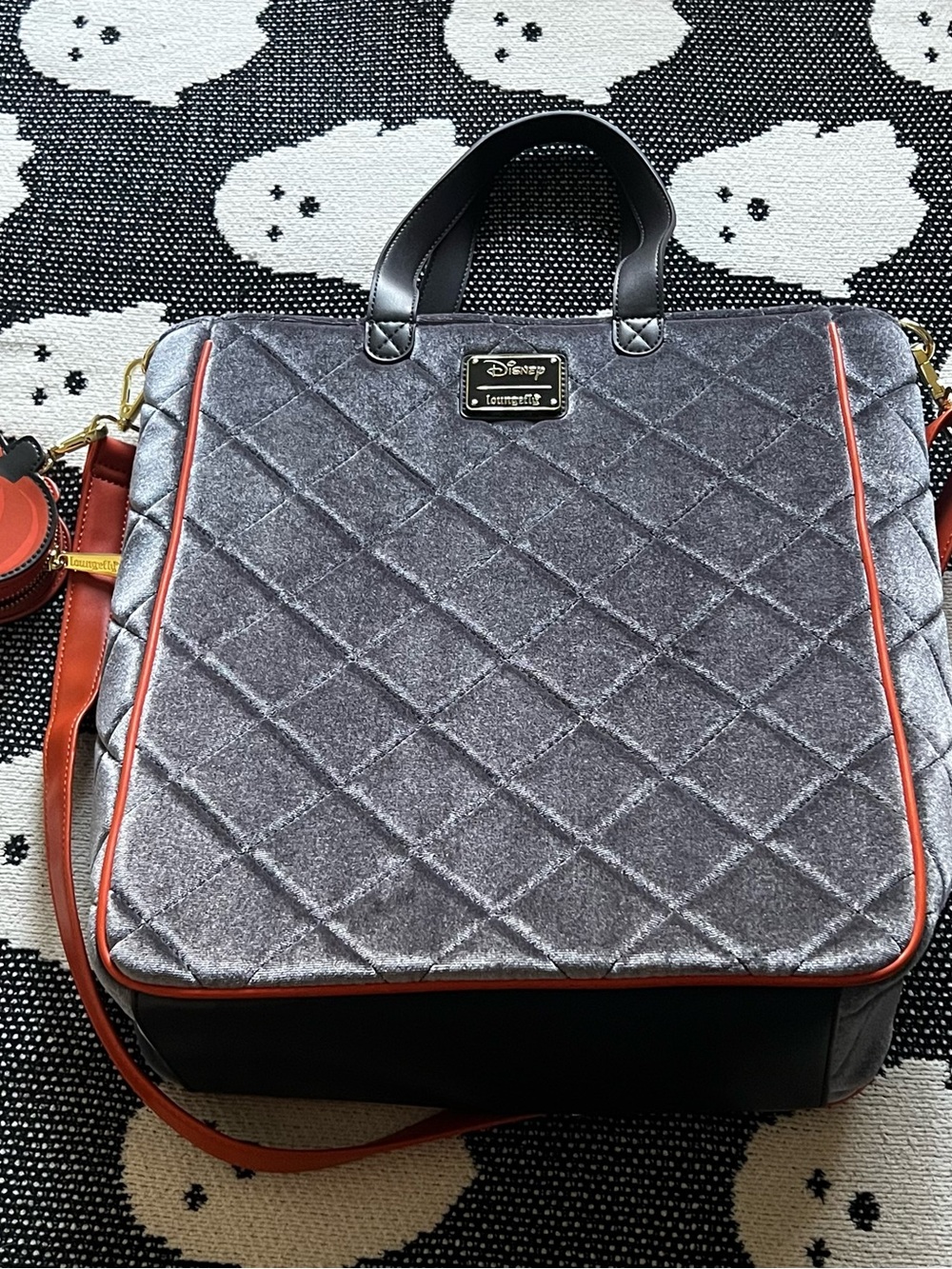 Loungefly Disney Nightmare Before Christmas Tote Bag & Pumpkin Coin Zip Pouch - Picture 2 of 5